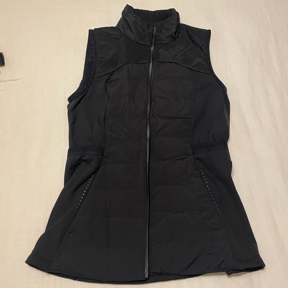 Lululemon vest black size 8